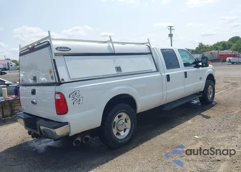 2015 Ford F-250 Xlt из США, поврежденный, VIN 1FT7W2BT5FEA84828